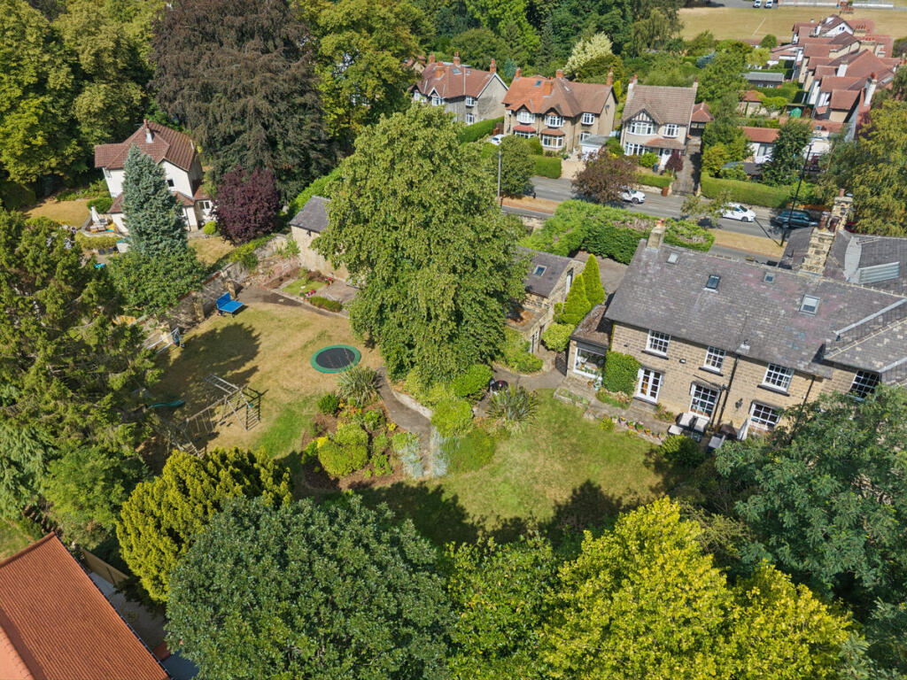 House in Leeds - View 2
