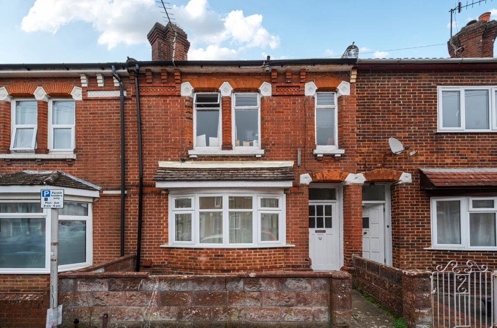 Main image of property: Milton Road, Polygon, Southampton, Hampshire, SO15