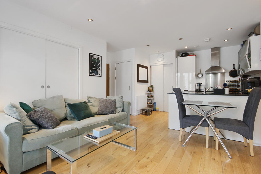 Main image of property: The Retreat, Wandsworth, SW18