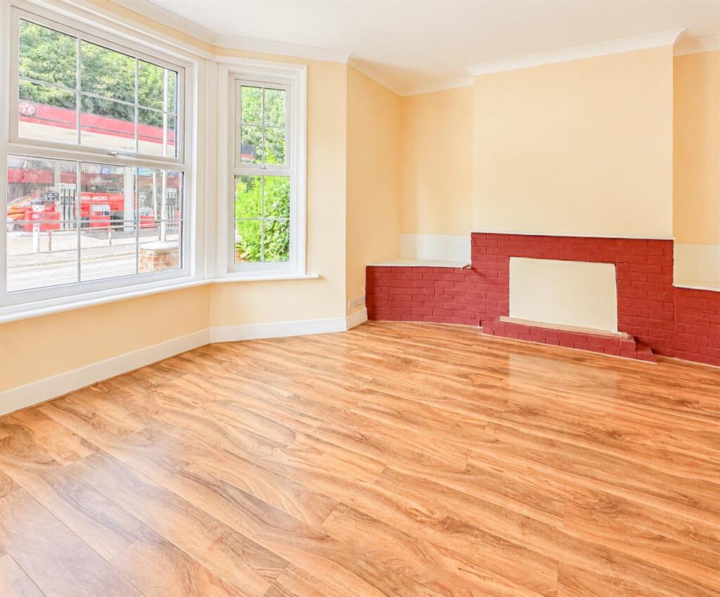 House in Tonbridge - View 2