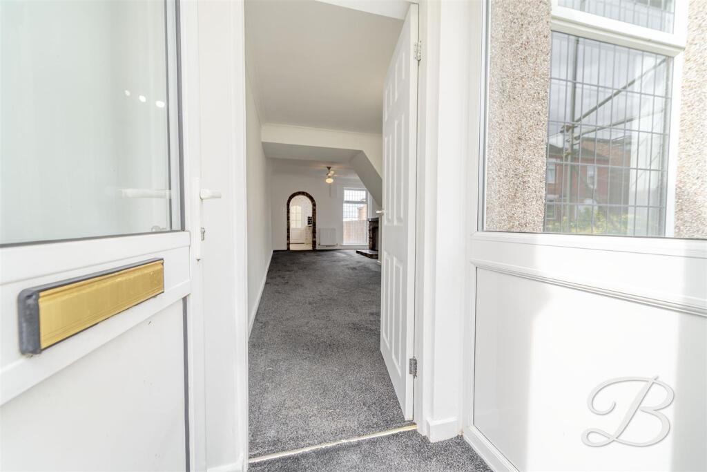 House in Bolsover, Old Bolsover - View 4