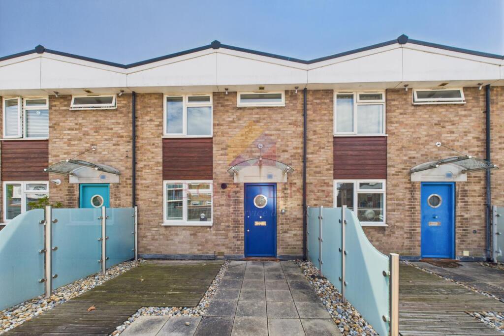 Main image of property: The Vineyards Chelmsford