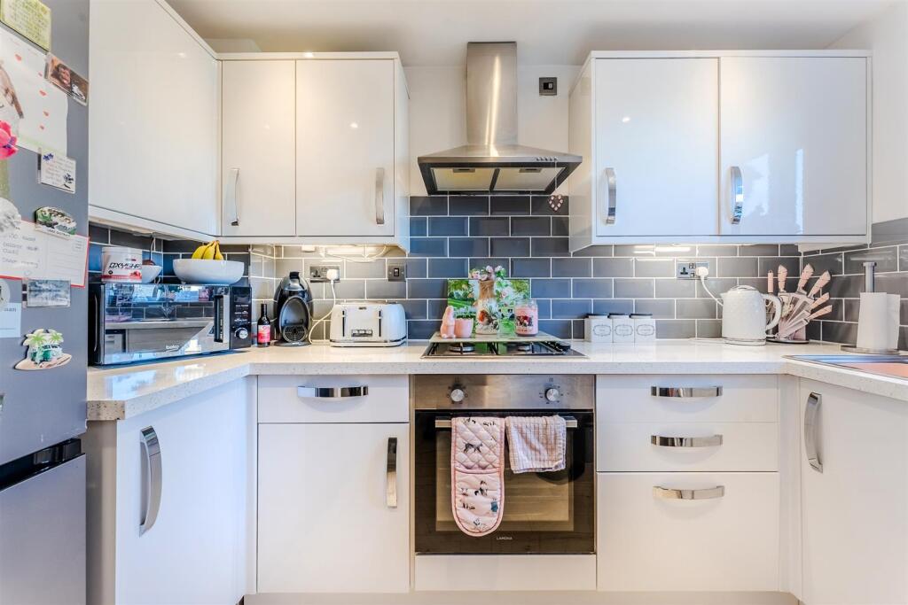 House in Kettering, Leisure Village - View 2