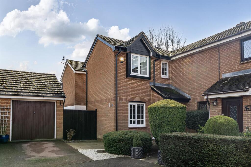 Main image of property: Yew Tree Drive, Bovingdon, Hemel Hempstead