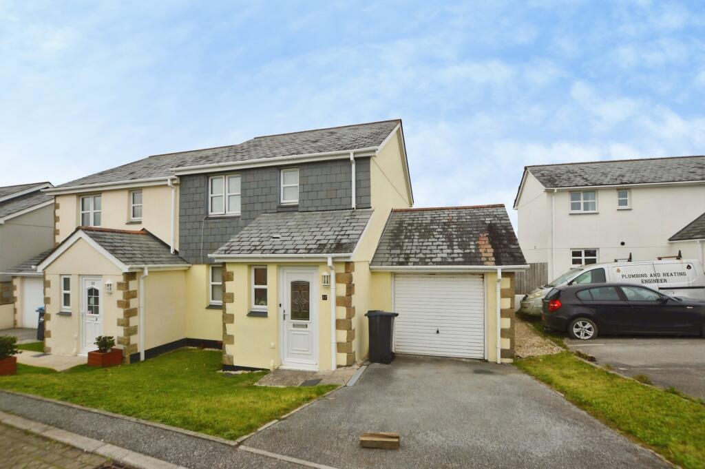 3-bed semi-detached on St. James View, Fraddon, St. Columb, Cornwall, TR9, £184,250