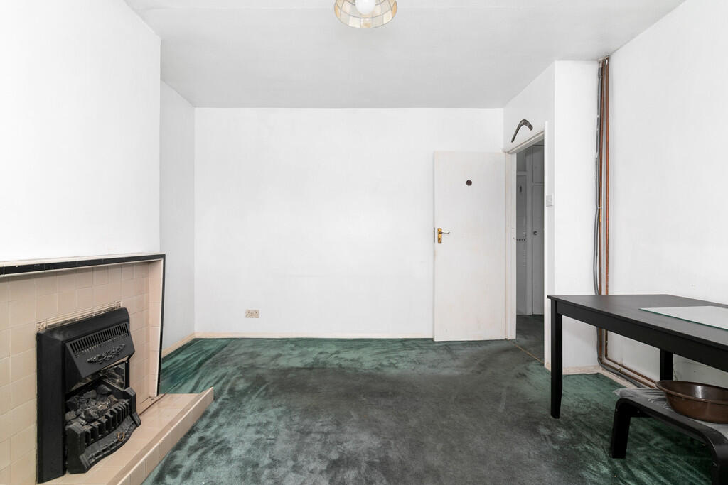 Apartment in London, Tottenham - More