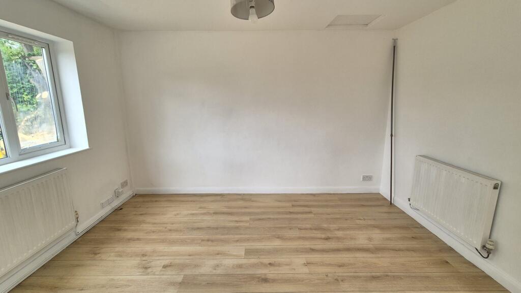 Apartment in Birmingham, Tyburn - View 4