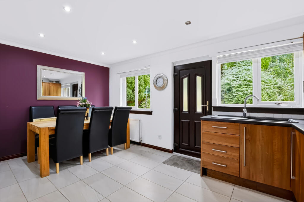 House in Falkirk - View 4