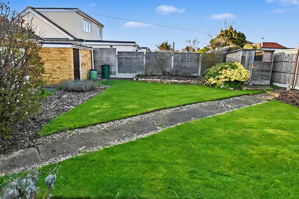 House in Southend-on-Sea - View 5