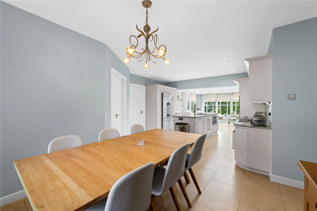 House in Nottingham, Newstead - More