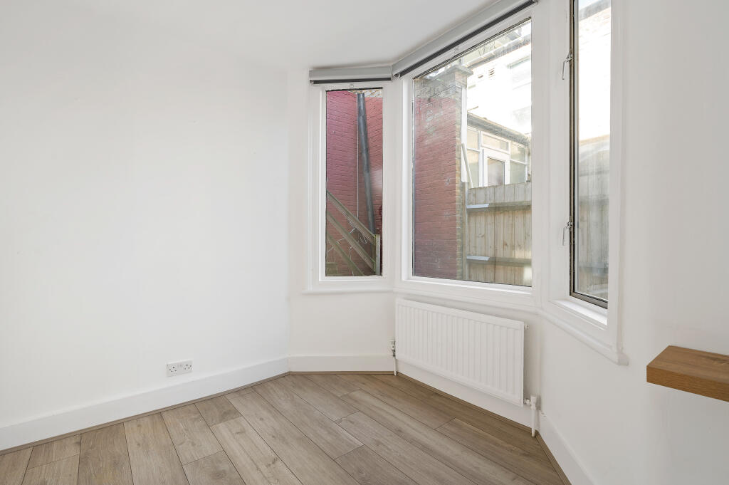 2 bedroom ground floor flat for rent