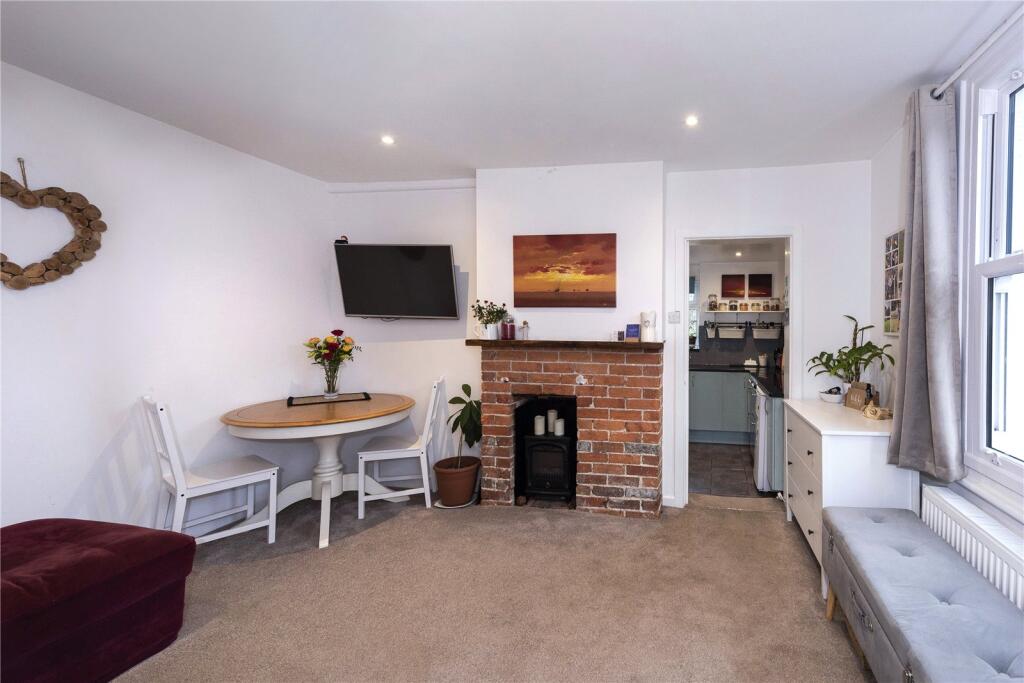 Apartment in Sevenoaks, Edenbridge - View 4