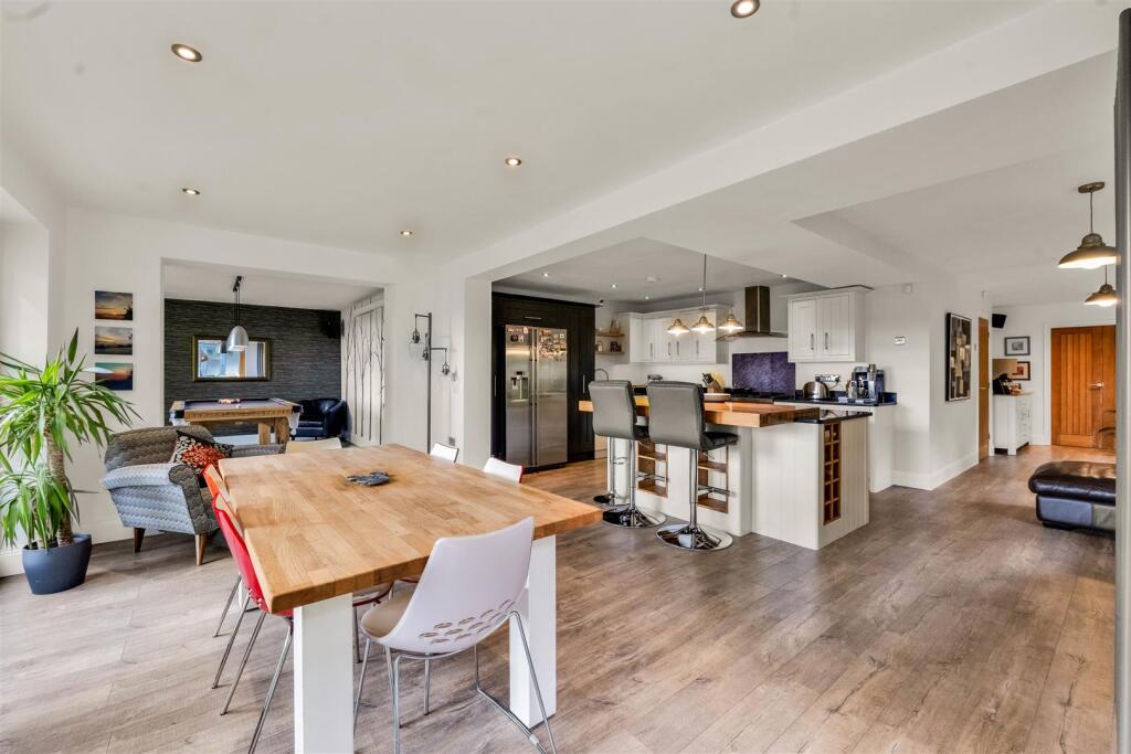 House in Charnwood, Burton on the Wolds - More