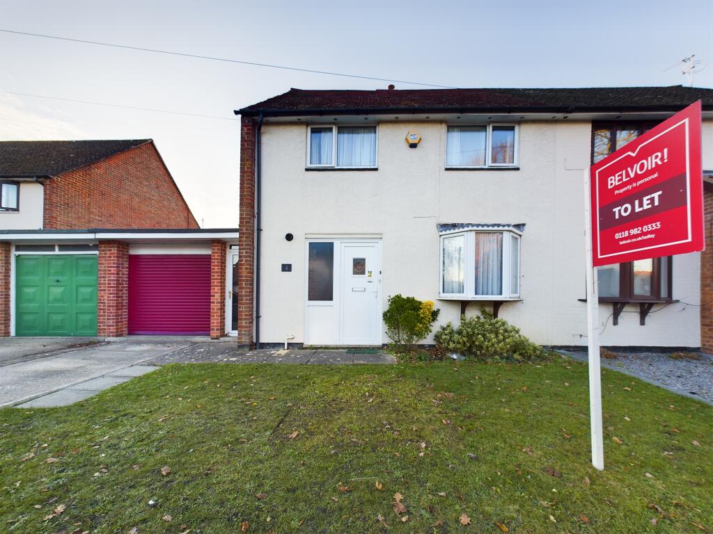 Main image of property: Bishopswood Road, Tadley, RG26