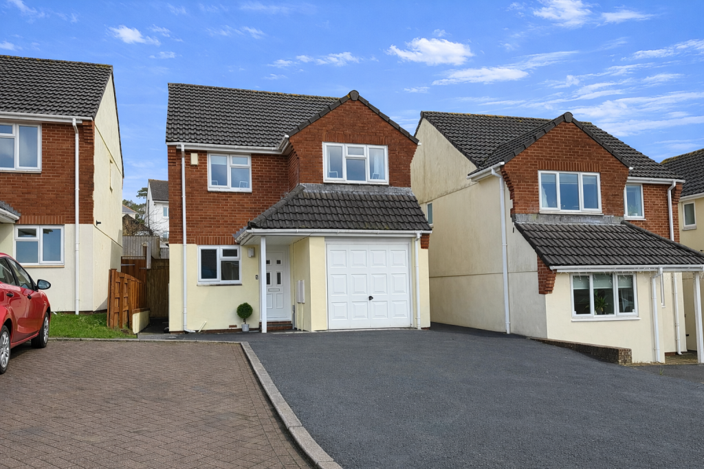 Main image of property: Paynsford Mews, Knowles Hill, Newton Abbot