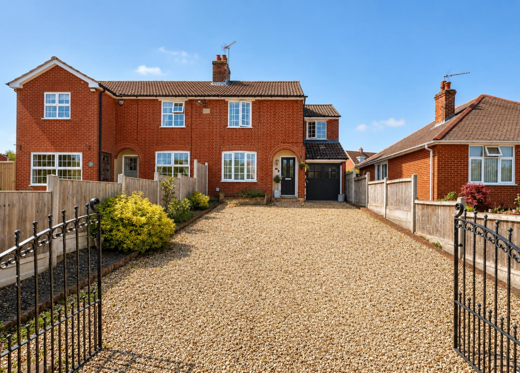 Main image of property: London Road, Braintree