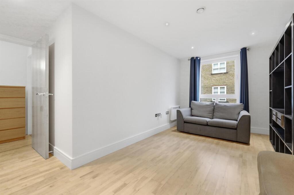 Main image of property: Cheshire Street, Shoreditch, E2