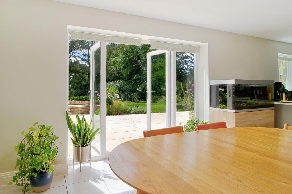 House in Wokingham - More