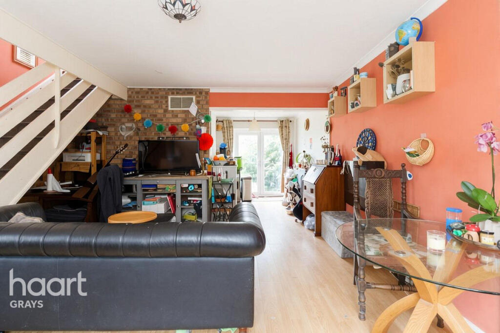 House in Tilbury, Essex - View 3