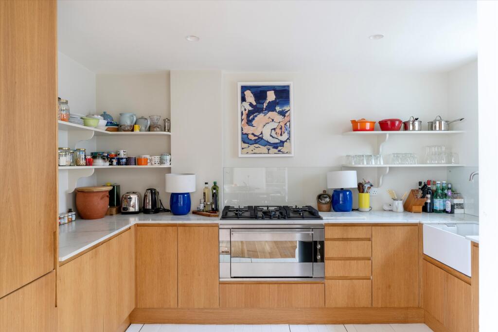 House in London - View 4