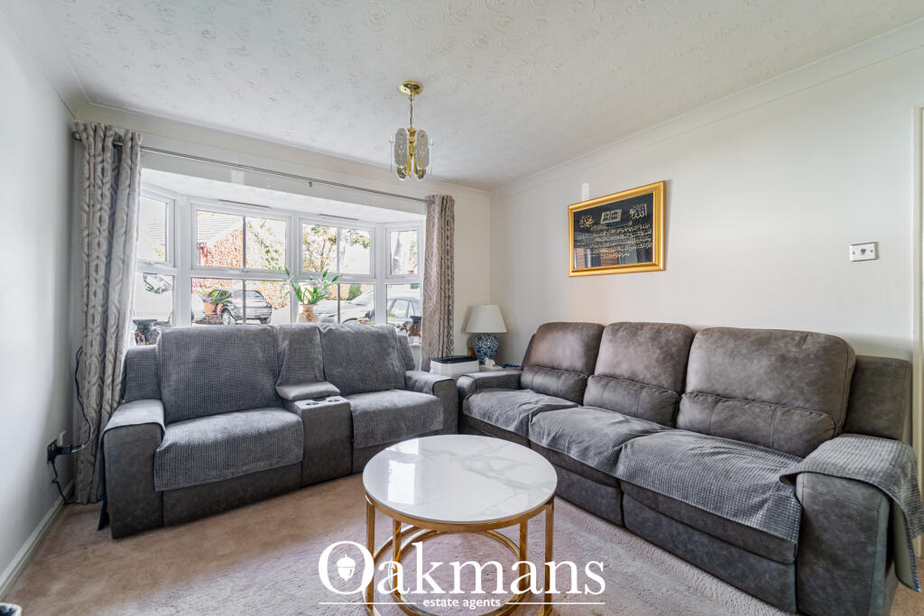 Maple Leaf Drive, Birmingham, B37 photo 2