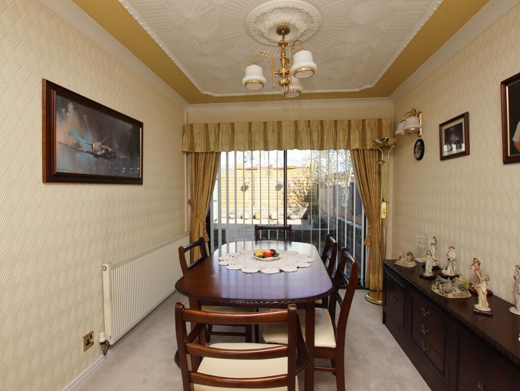 House in Beddau, Llantrisant - View 5