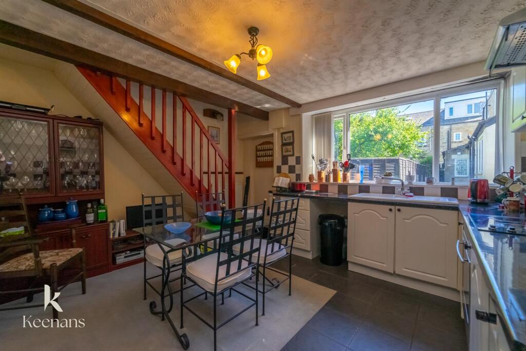 House in Burnley, Lancashire - View 5