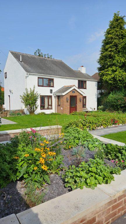 Main image of property: Baileys Cottage, 13-15 Pocket Nook Road, Lostock, Bolton, BL6 4HN