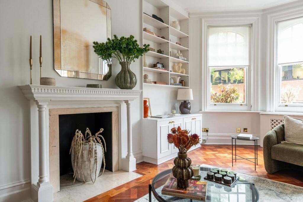 Apartment in London - View 3
