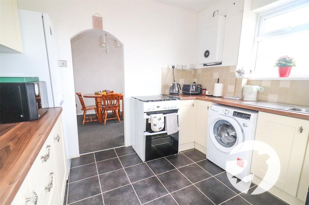 House in Dartford - View 5