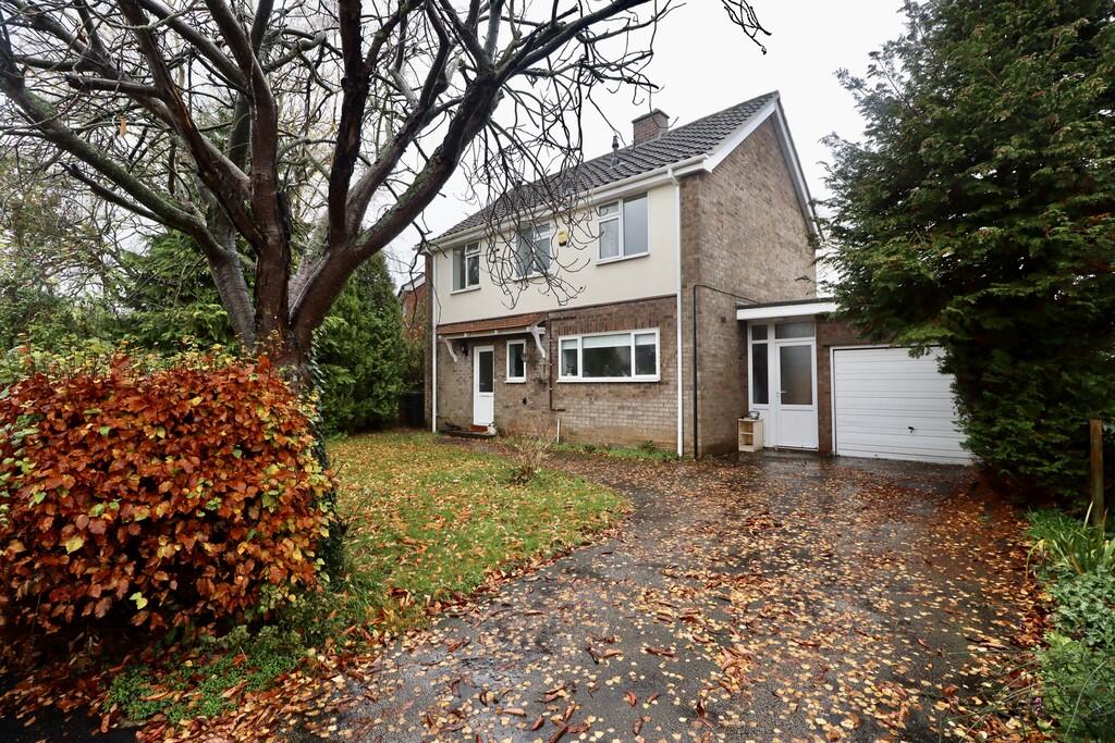 3-bed detached on Beech Avenue, Nettleham, £335,000