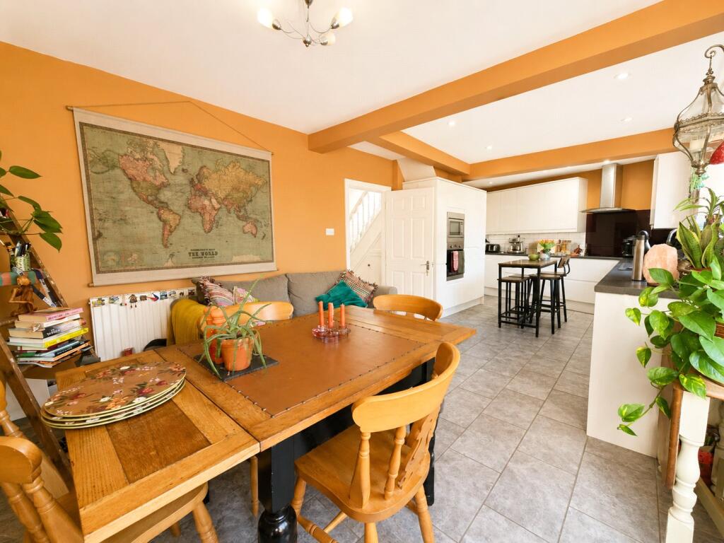 House in London - View 5