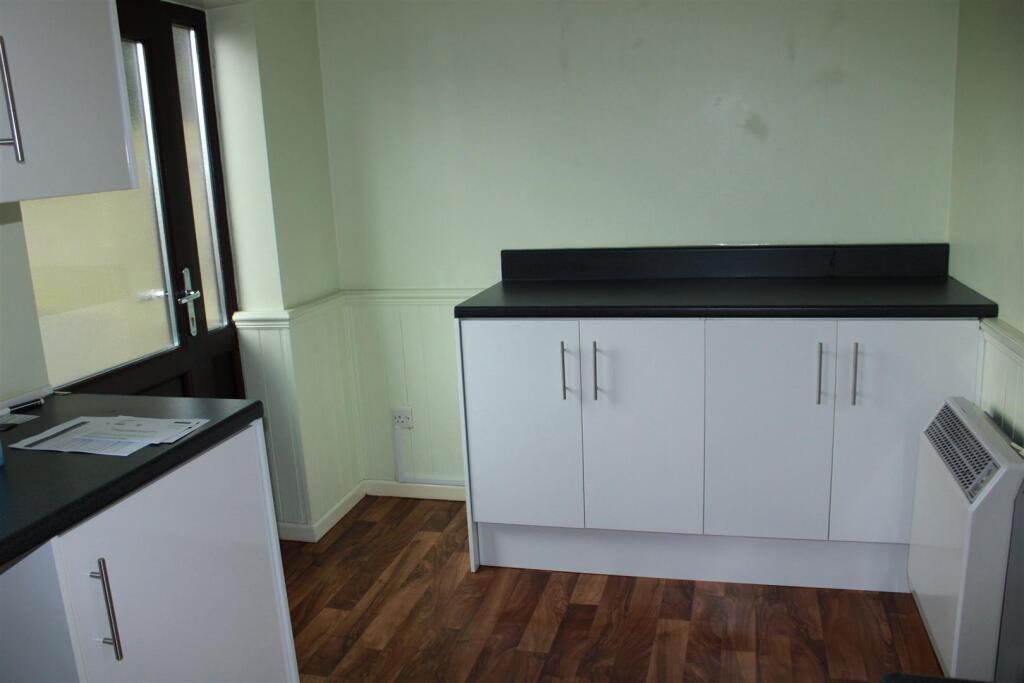 House in Wolverhampton - View 4