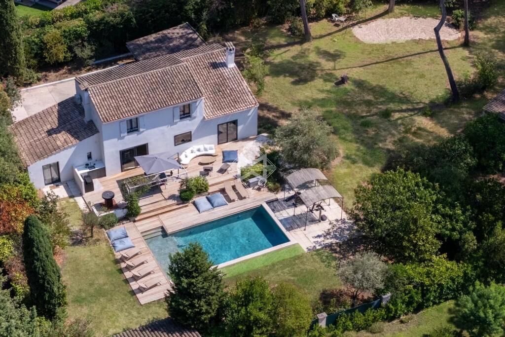 Main image of property: Provence-Alps-Cote d`Azur, Alpes-Maritimes, Mougins