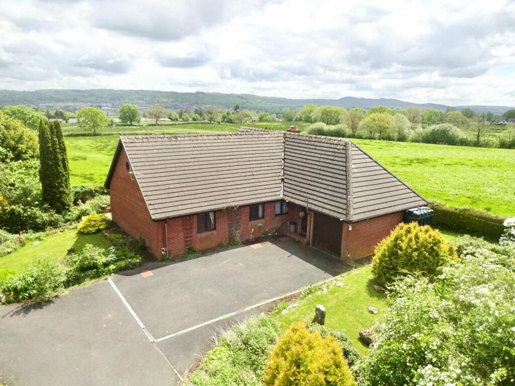 3-bed house on Llanyre, Llandrindod Wells, Powys, £345,000
