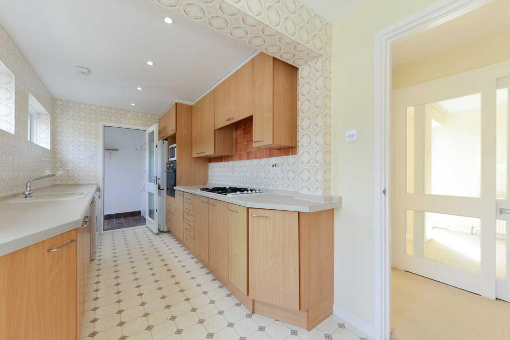 House in London - View 5