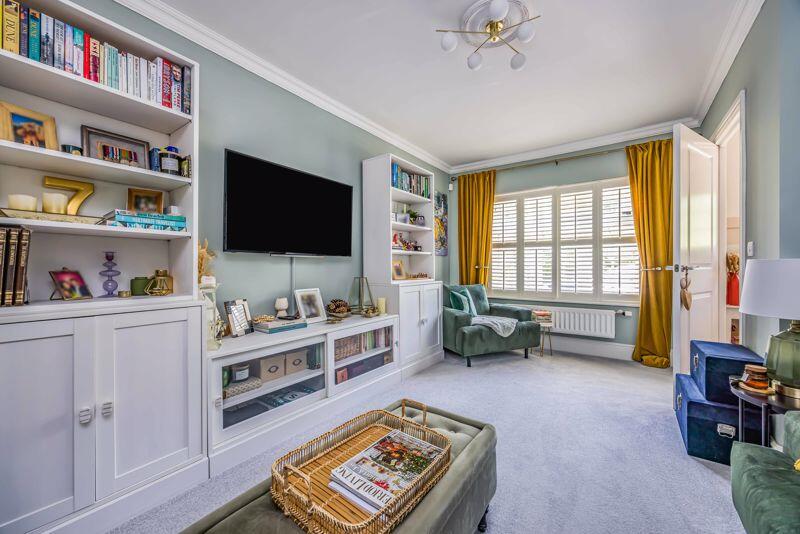 House in Portsmouth - View 4