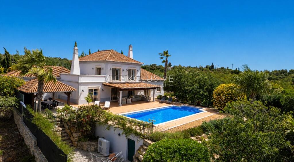 Main image of property: Algarve, Santa Bárbara de Nexe