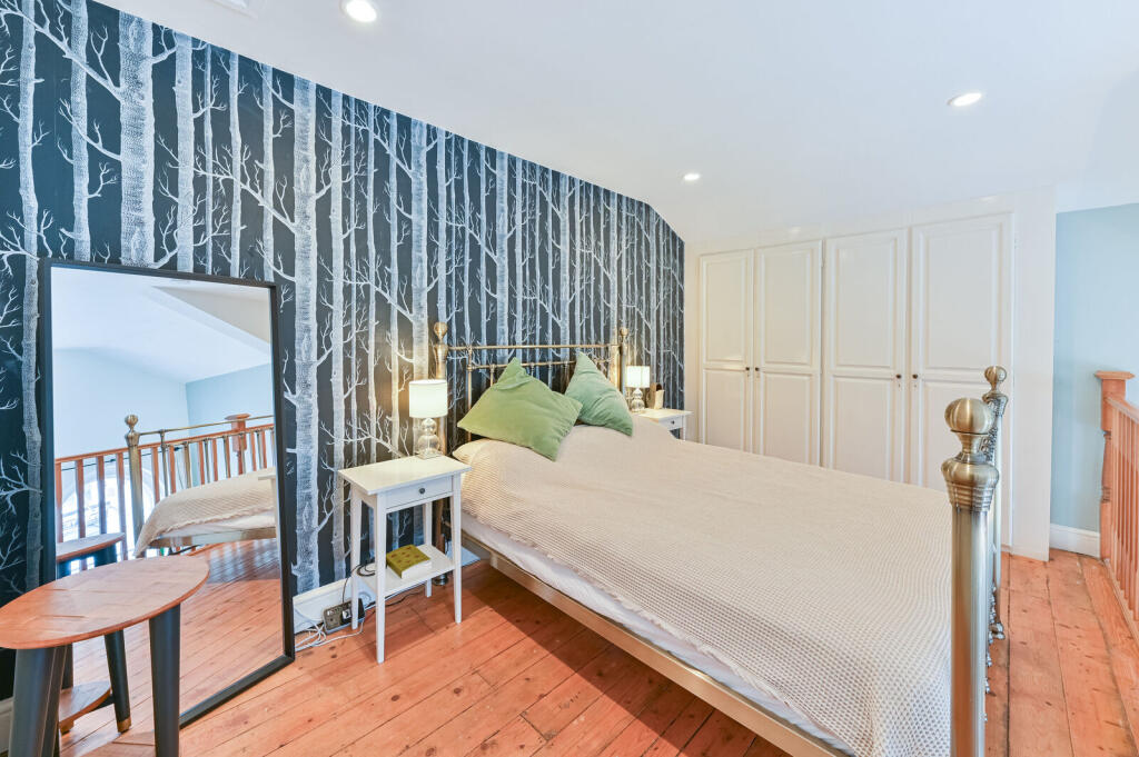 Apartment in London, Royal Borough of Greenwich - View 4