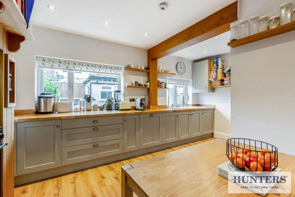 House in Leeds - View 4