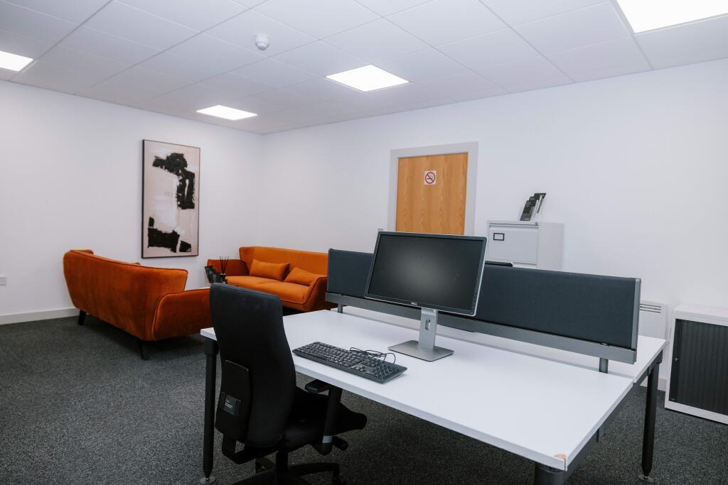 500 sqft office in Burnley