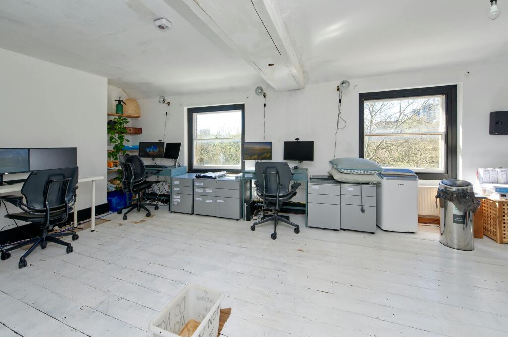 78 fitzalan st6685.jpg