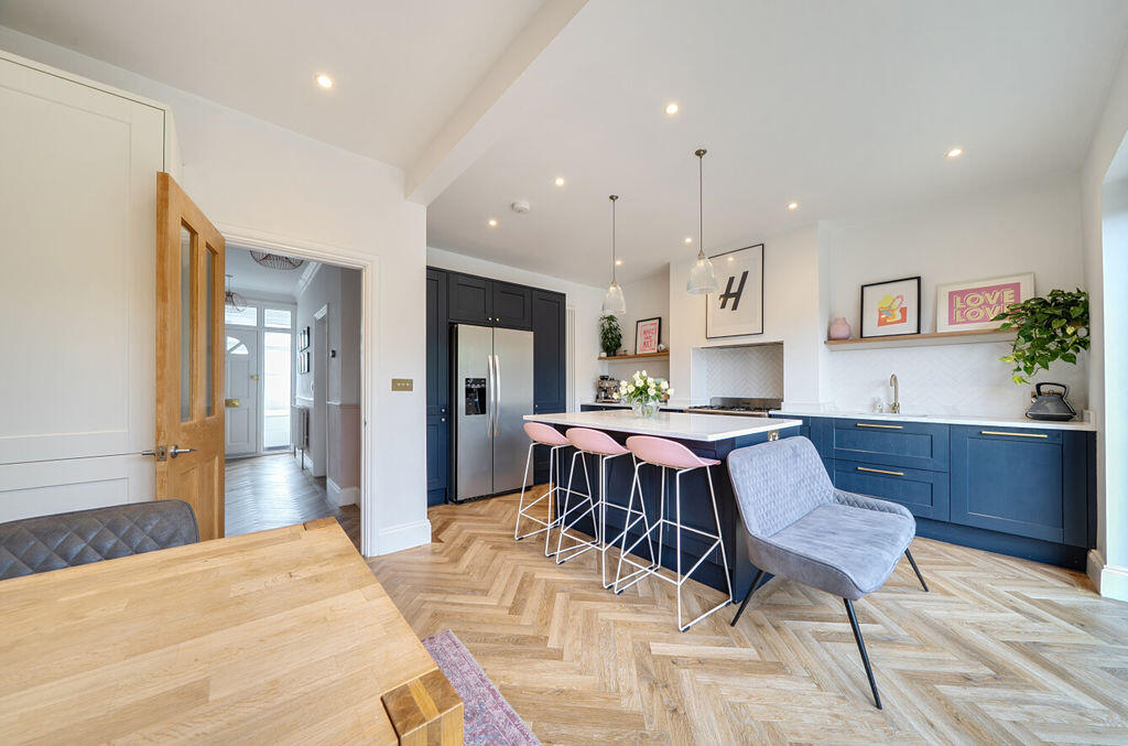 House in Dartford - View 5