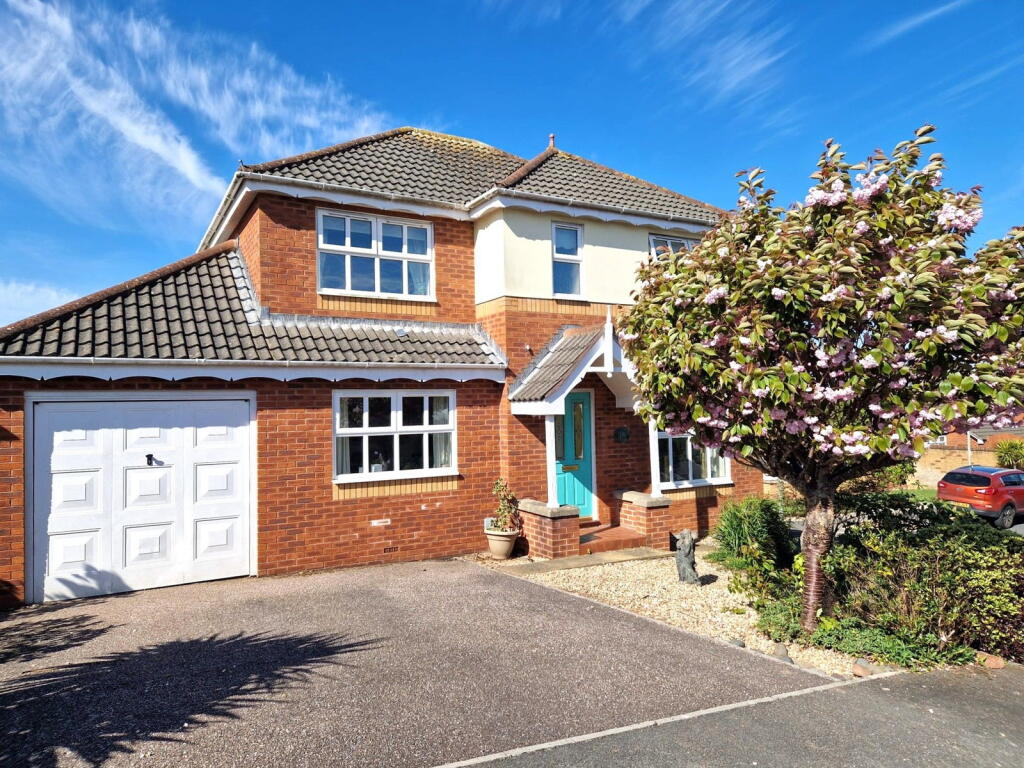 Main image of property: Regents Gate, Exmouth, EX8 1TR