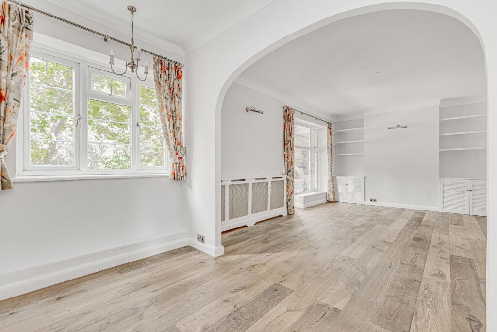Main image of property: Sheen Court,
Richmond, TW10