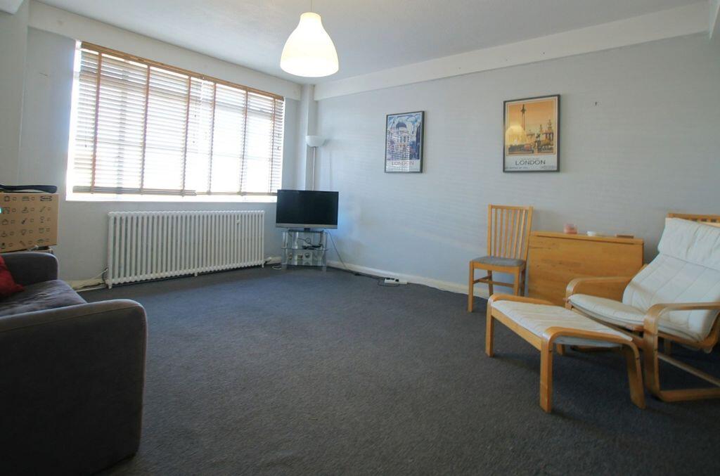 Main image of property: Du Cane Court, Balham High Road, SW17 7JG