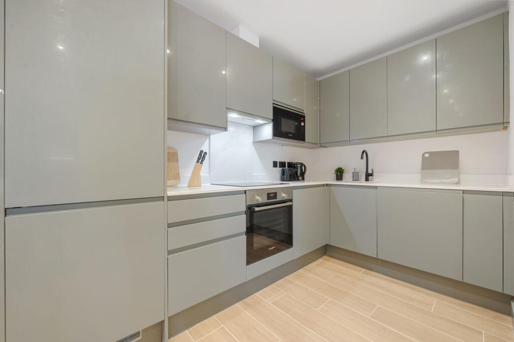 Apartment in London - View 4