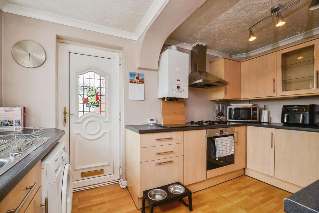 House in Stockton-on-Tees - More