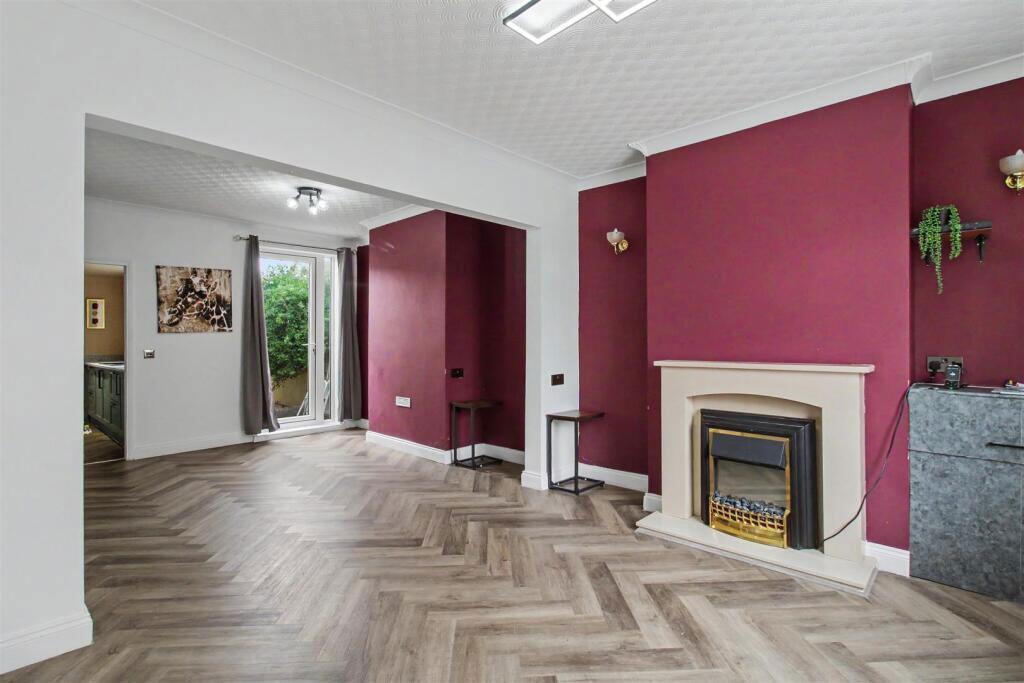 House in Peterborough - View 2