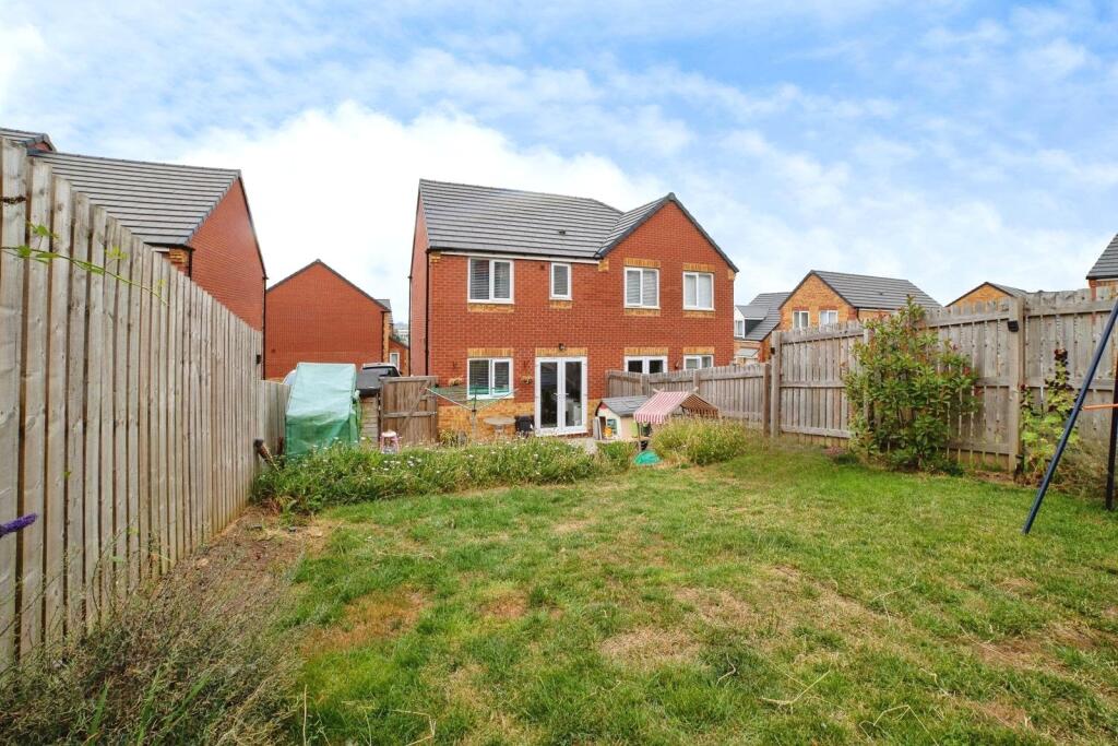 Rebecca Close, Sutton-in-Ashfield, Nottinghamshire, NG17 photo 2